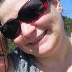 Meet your Posher, Eleanor